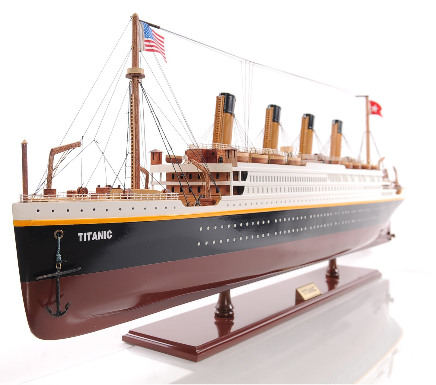 RMS Titanic British Ocean Liner Model Ship