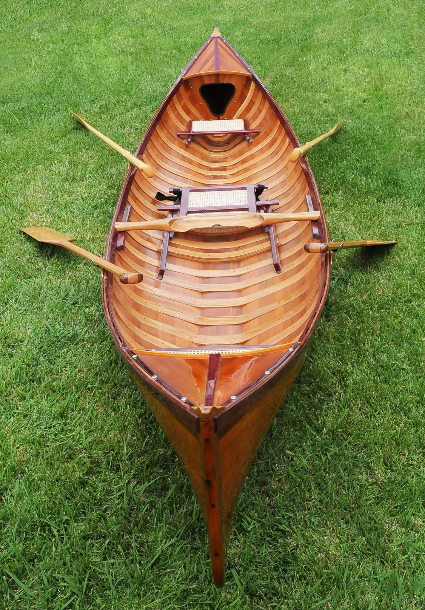 Handmade Traditional Wooden Canoe With Ribs 15.8-Feet