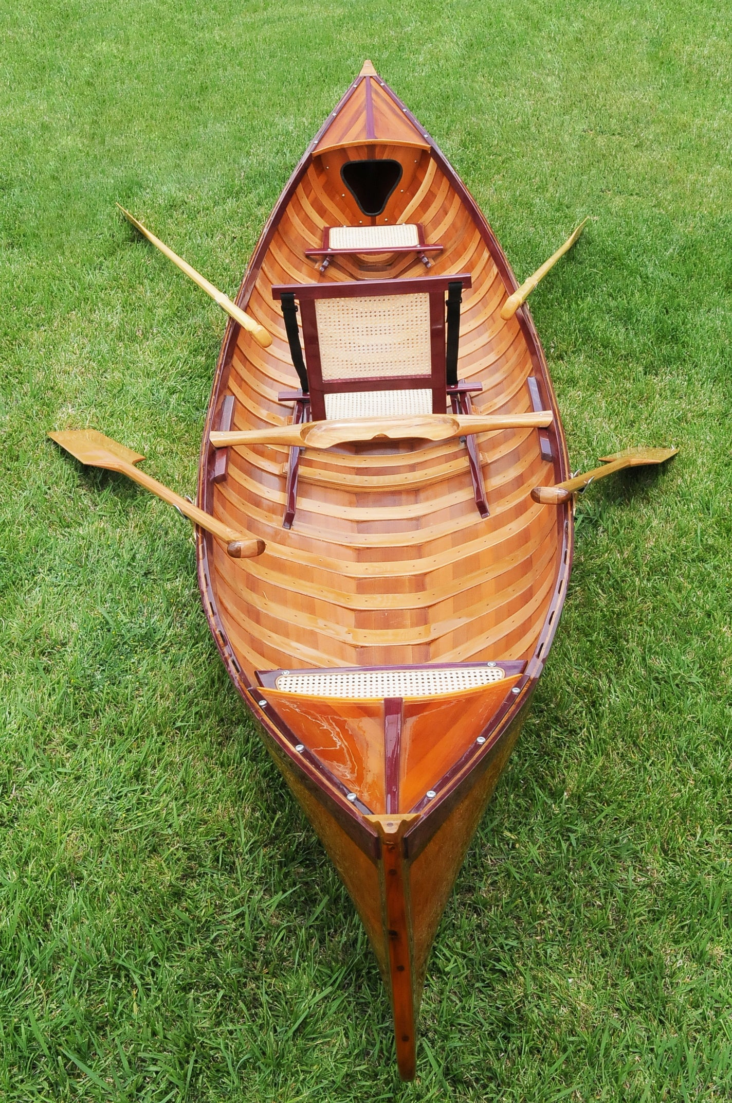 Handmade Traditional Wooden Canoe With Ribs 15.8-Feet