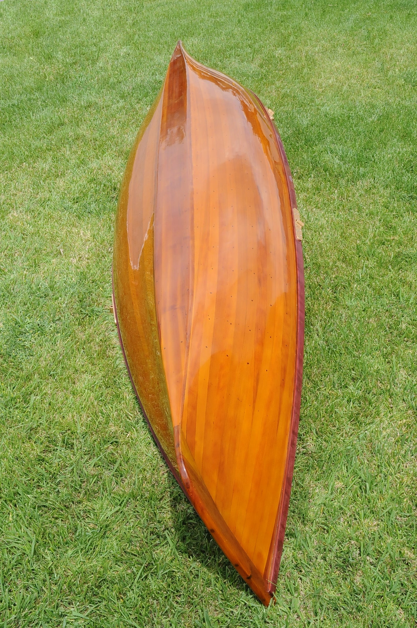 Handmade Traditional Wooden Canoe With Ribs 15.8-Feet