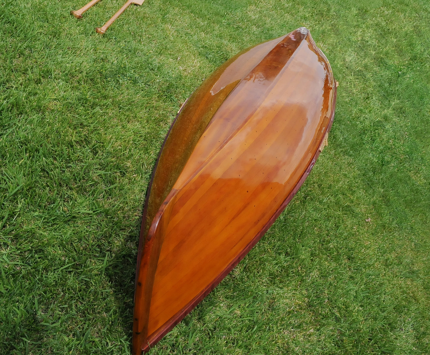 Handmade Traditional Wooden Canoe With Ribs 15.8-Feet