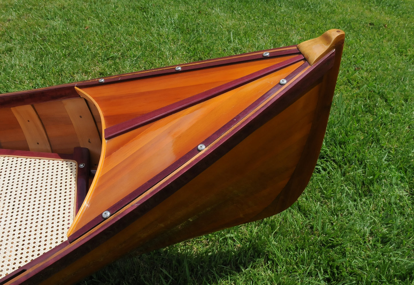 Handmade Traditional Wooden Canoe With Ribs 15.8-Feet