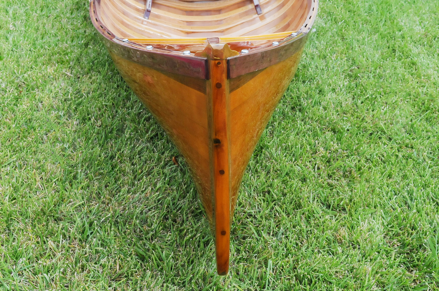 Handmade Traditional Wooden Canoe With Ribs 15.8-Feet